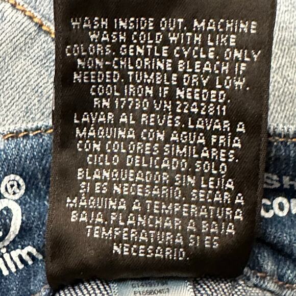 Mossimo Women’s High Rise Crochet Hem Denim Shorts Size 6 NWT Blue - Picture 8 of 13